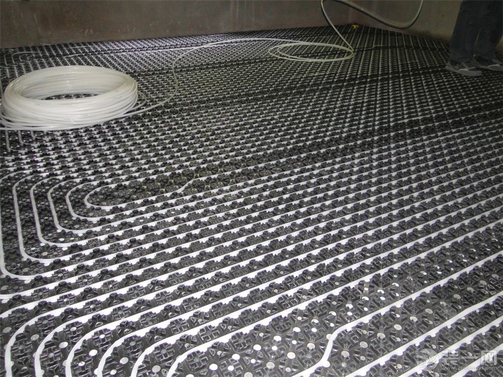 家用取暖设备之地暖安装效果图